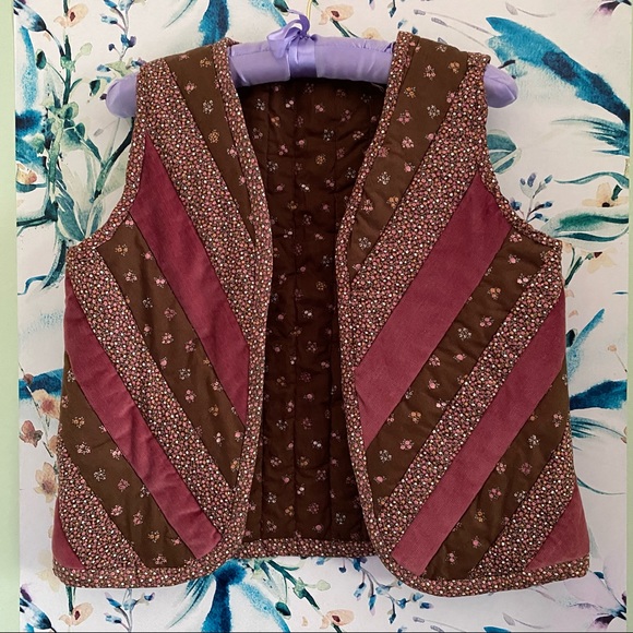 ✨SOLD✨ quilted brown & pink vest - Picture 5 of 8